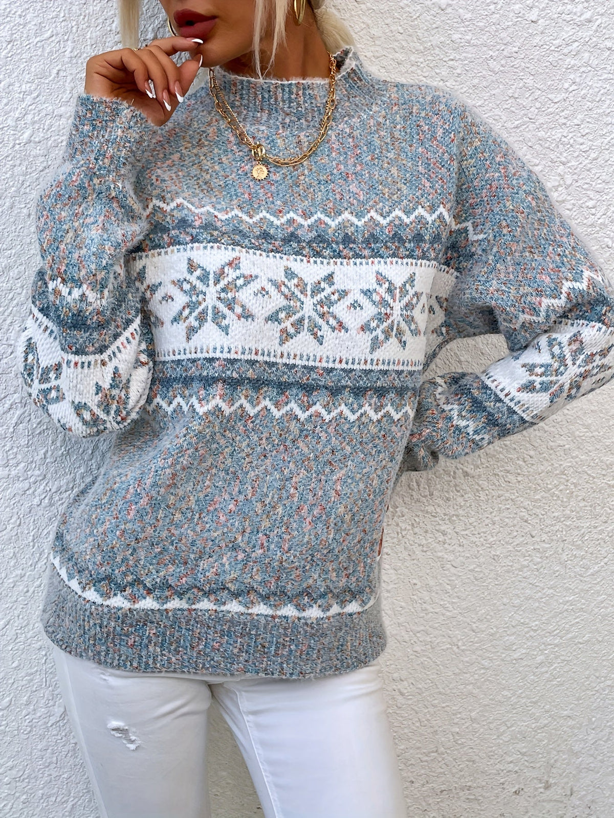 Ramona | Cozy Snowflake Mock-Neck Sweater