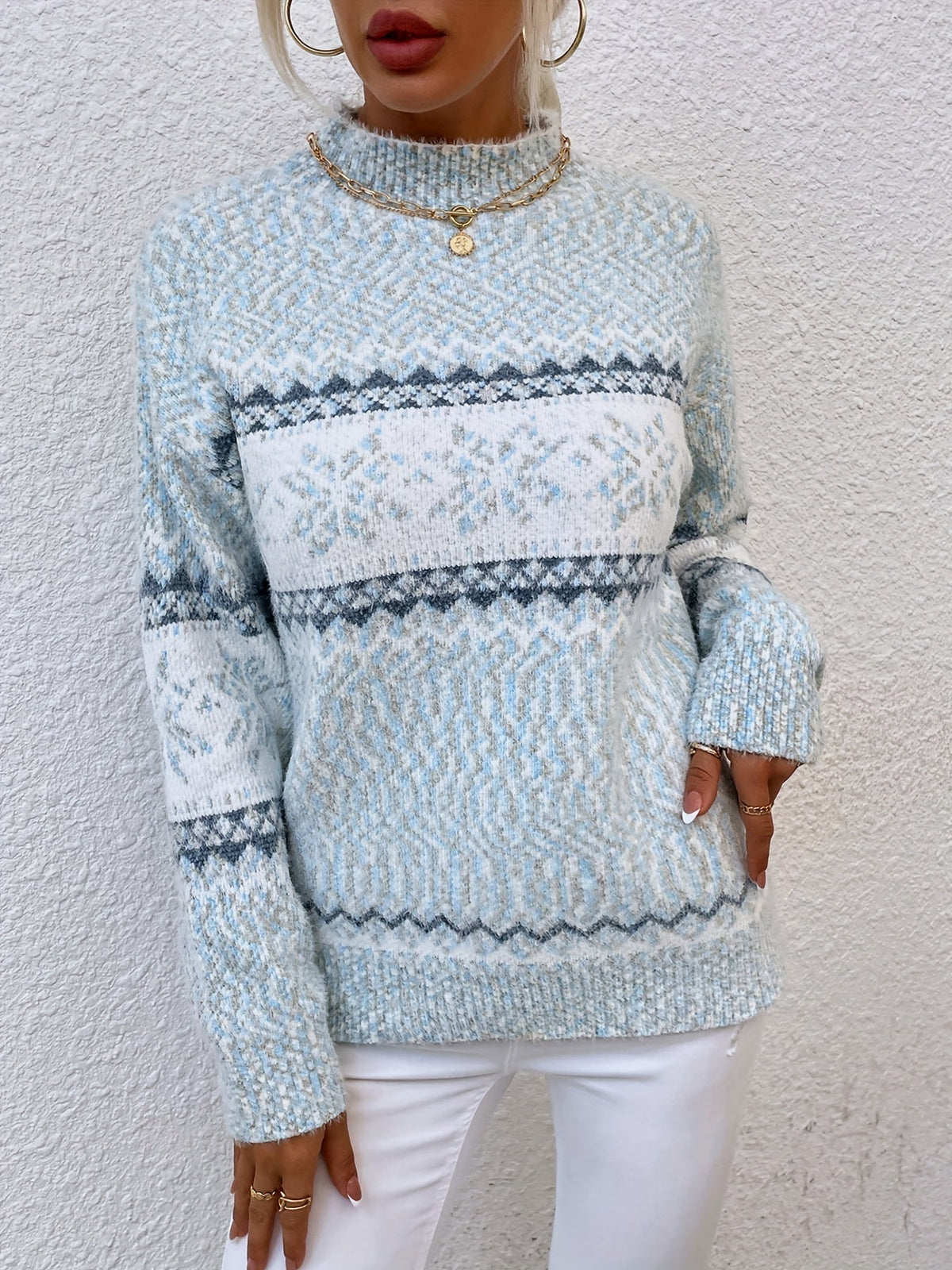 Ramona | Cozy Snowflake Mock-Neck Sweater