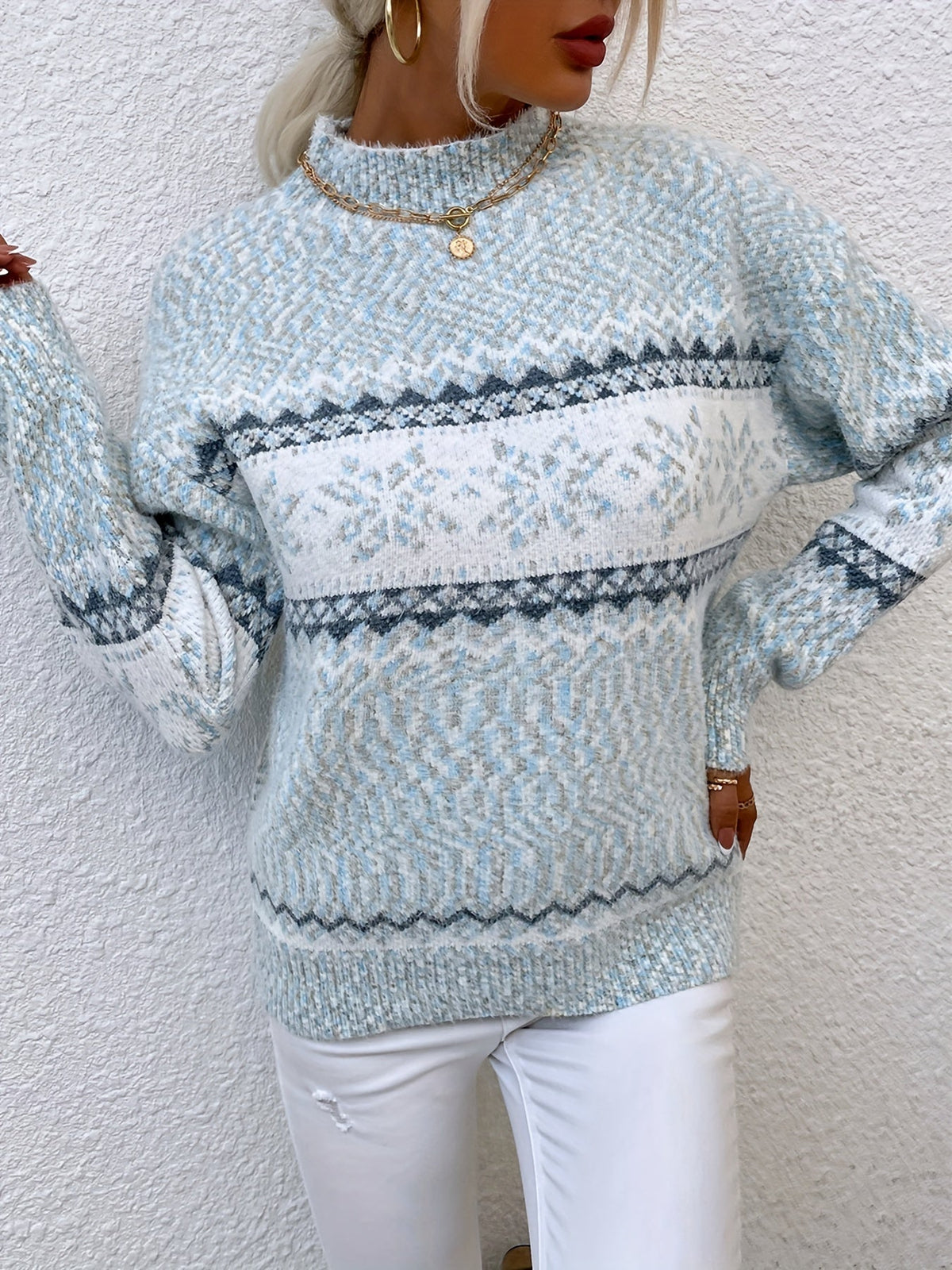 Ramona | Cozy Snowflake Mock-Neck Sweater