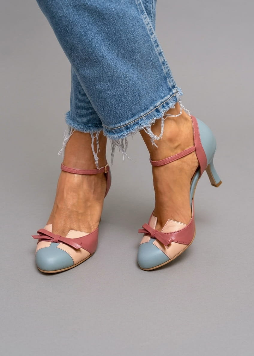 Ruby | Vintage Two-Tone Bow Pumps